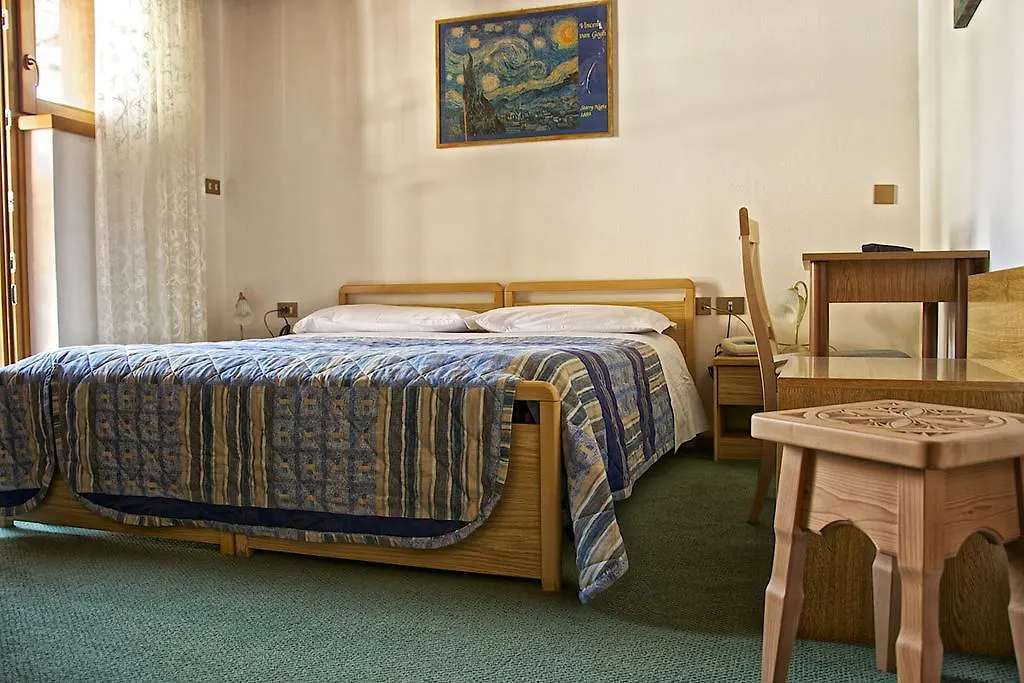 Albergo Ristorante Iris Auronzo di Cadore 3*,  Italy